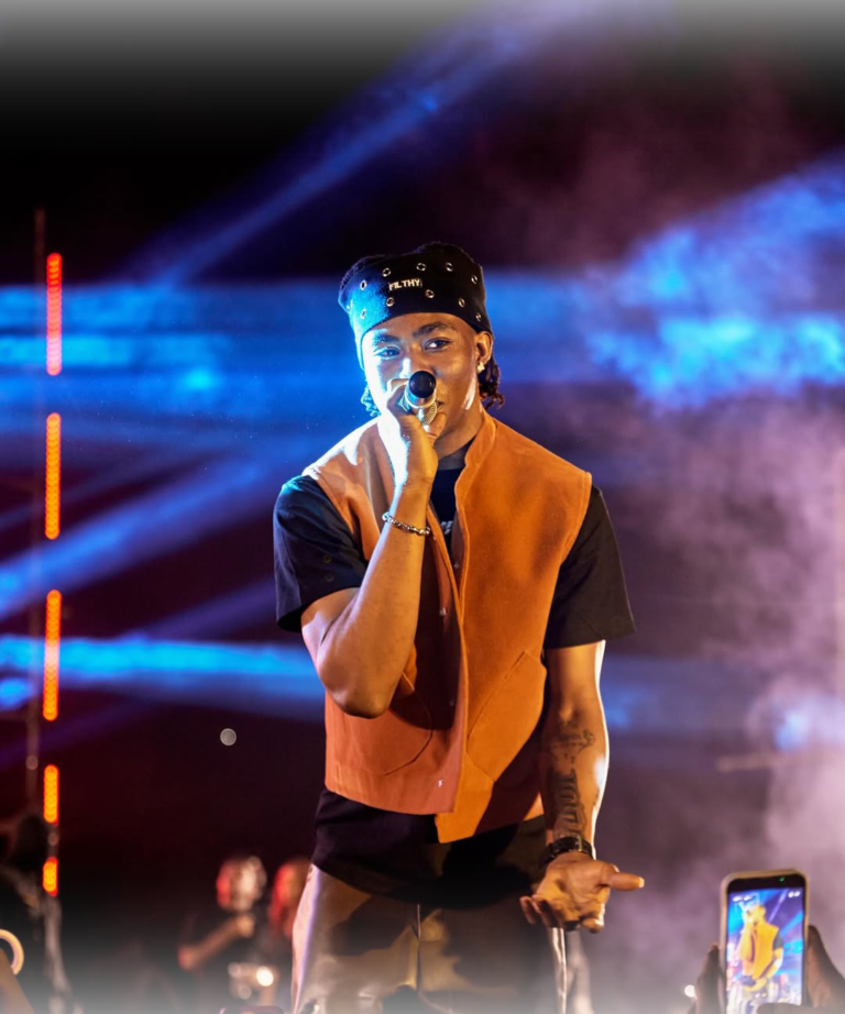 What a Feeling! FOLA shutting down the stage with pure energy 🤩 @folapondis 📸- @wealth_visuals copy